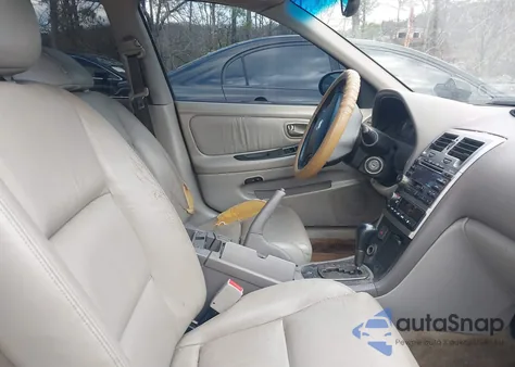 2003 Nissan Maxima Se from USA, damaged, VIN JN1DA31A33T441344